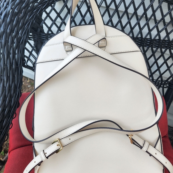 Michael Kors Jaycee leather backpack - Picture 3 of 8